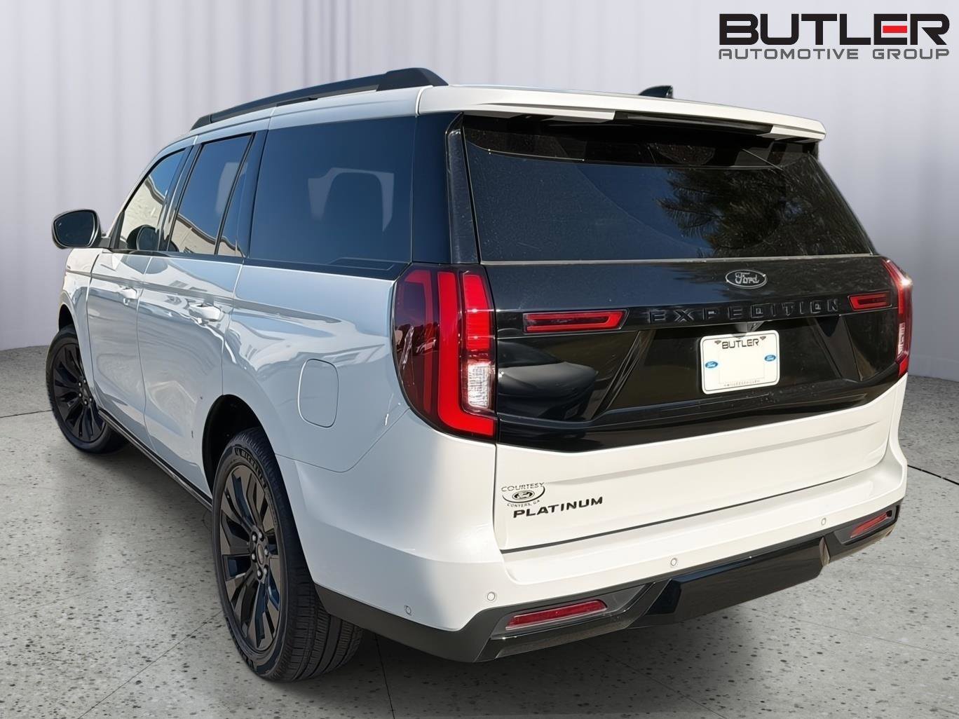 Certified 2025 Ford Expedition Platinum w/ Stealth Appearance Package AWD/4WD image 10