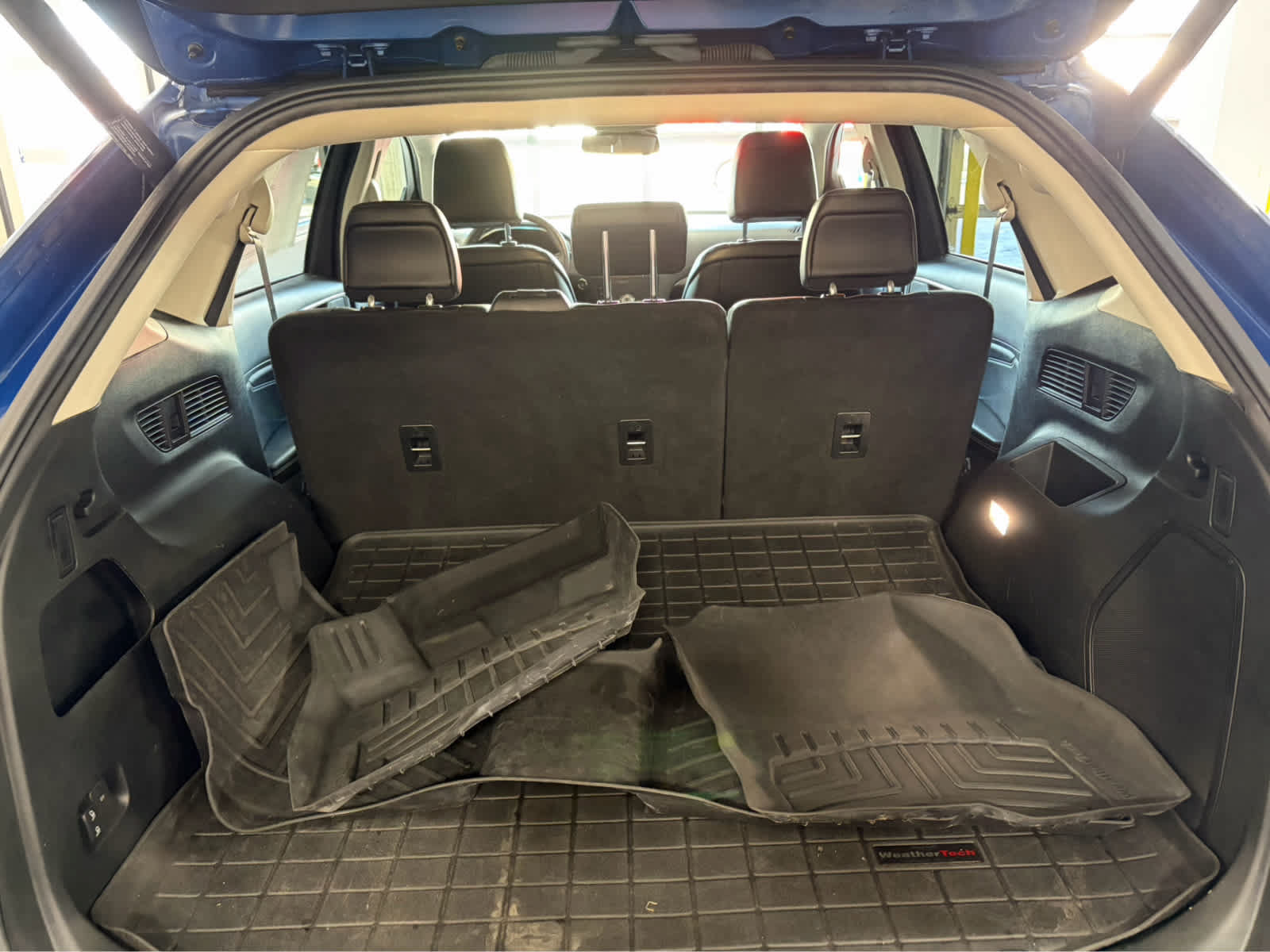 Certified 2020 Ford Edge Titanium AWD/4WD image 8