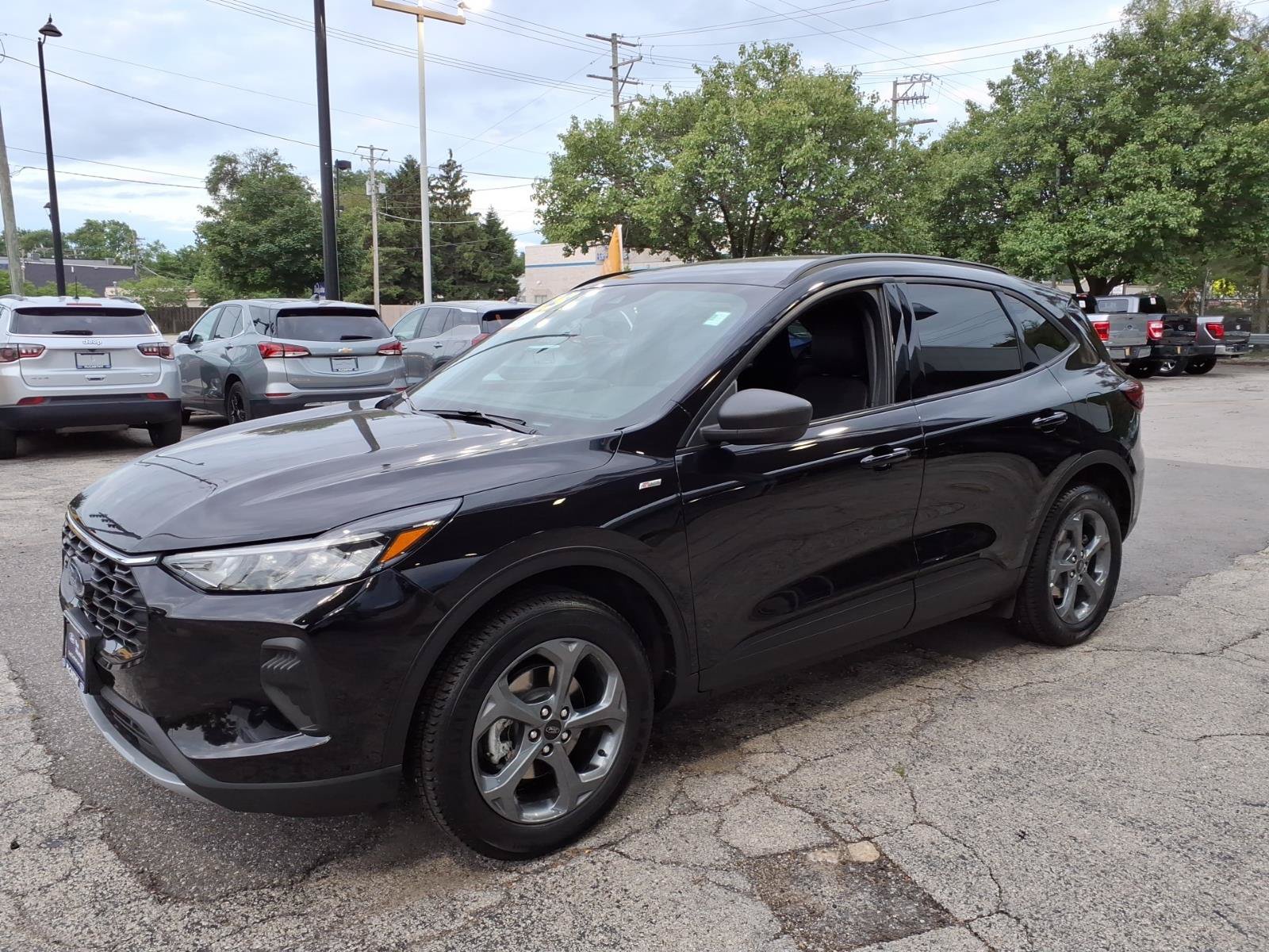 Certified 2025 Ford Escape ST-Line AWD/4WD image 7