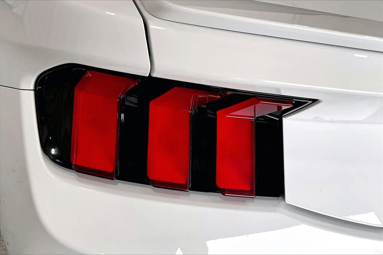 Certified 2025 Ford Mustang Premium image 29