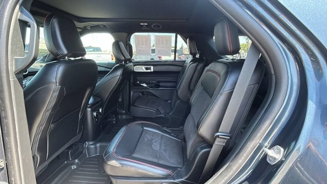 Certified 2023 Ford Explorer ST-Line w/ Class IV Trailer Tow Package AWD/4WD image 16
