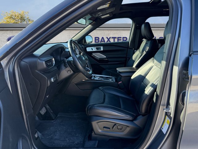 Certified 2022 Ford Explorer ST w/ Equipment Group 401A image 9