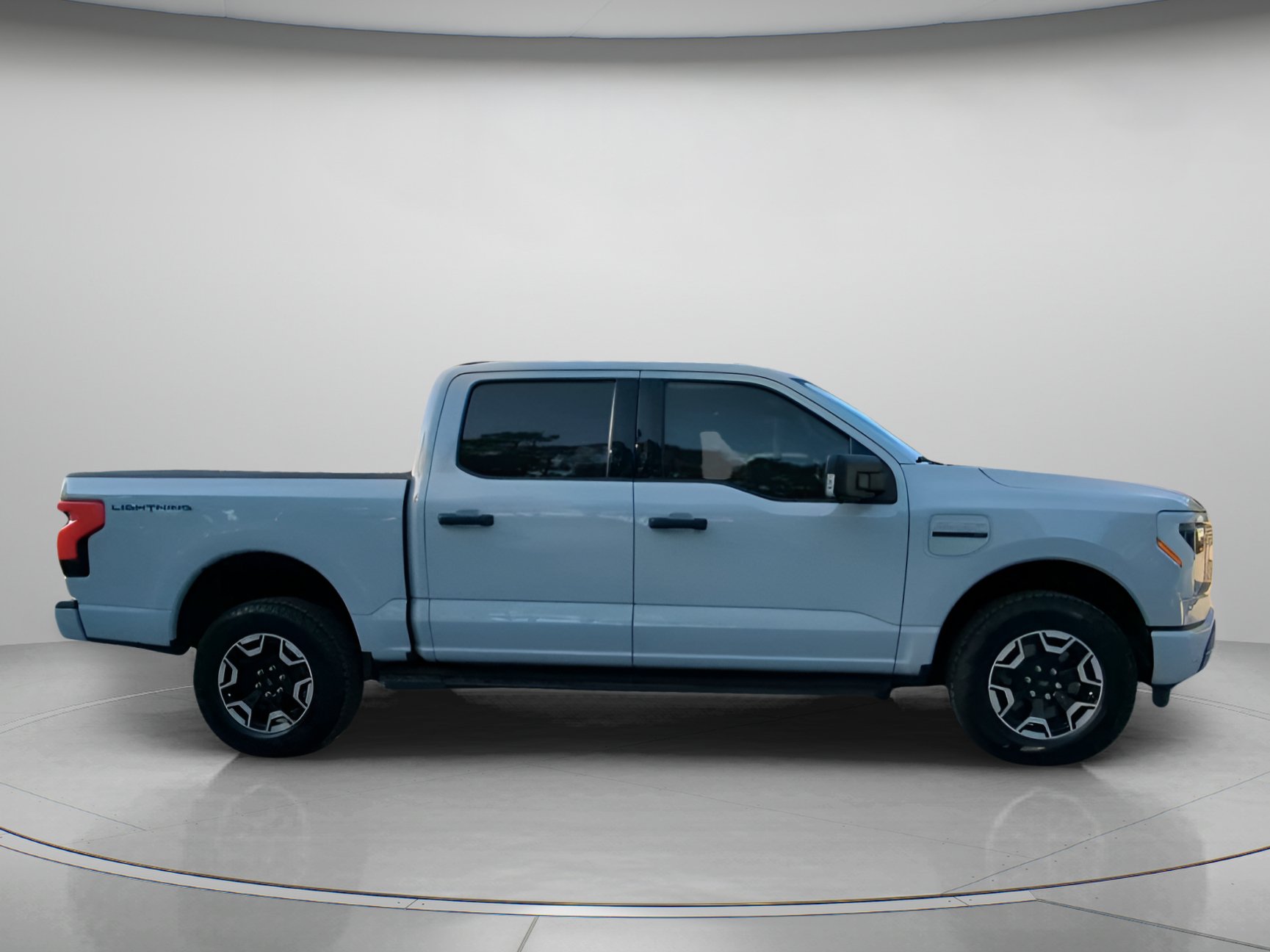 Certified 2023 Ford F150 Lightning XLT AWD/4WD image 33
