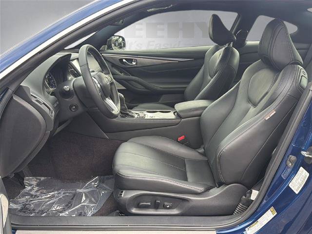 Used 2018 INFINITI Q60 3.0t Luxe w/ Sensory Package 3.0T Luxe AWD/4WD image 3
