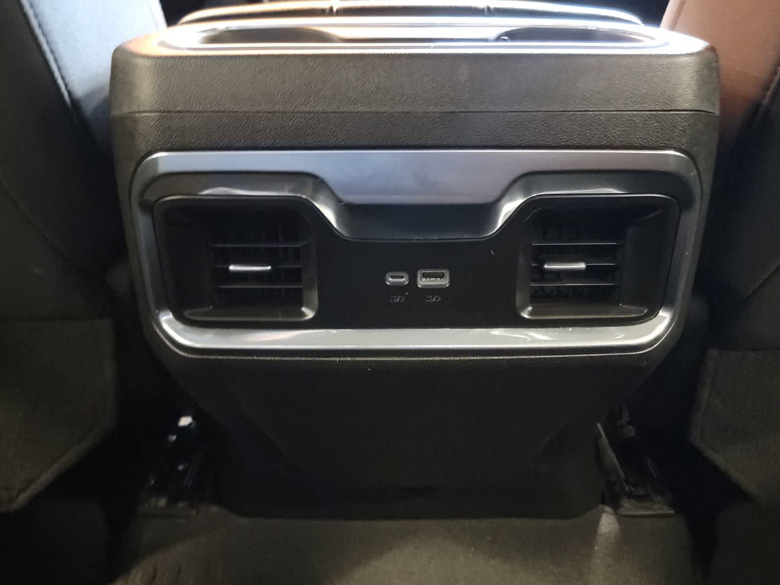Used 2023 GMC Sierra 1500 Elevation w/ LPO, Elevation Black Package AWD/4WD image 29