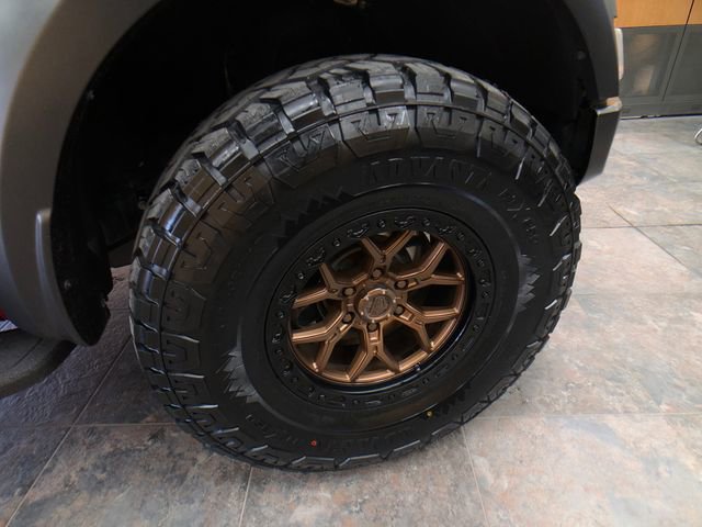 Certified 2022 Ford F150 Raptor w/ Raptor 37 Performance Package AWD/4WD image 9