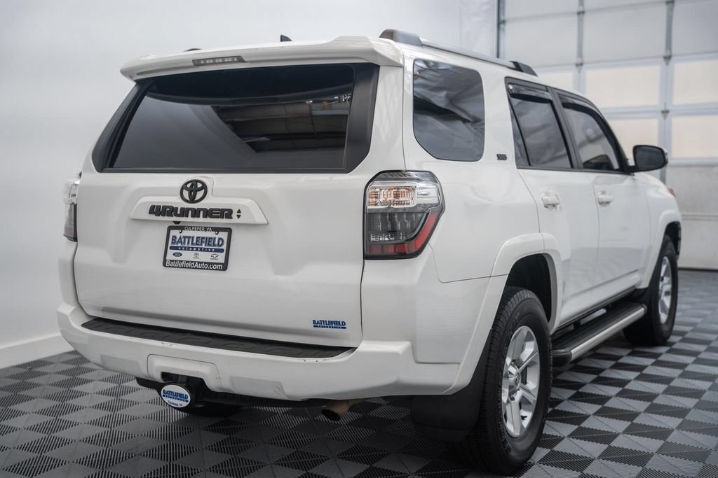 Used 2023 Toyota 4Runner SR5 Premium w/ Moonroof Package RWD image 5