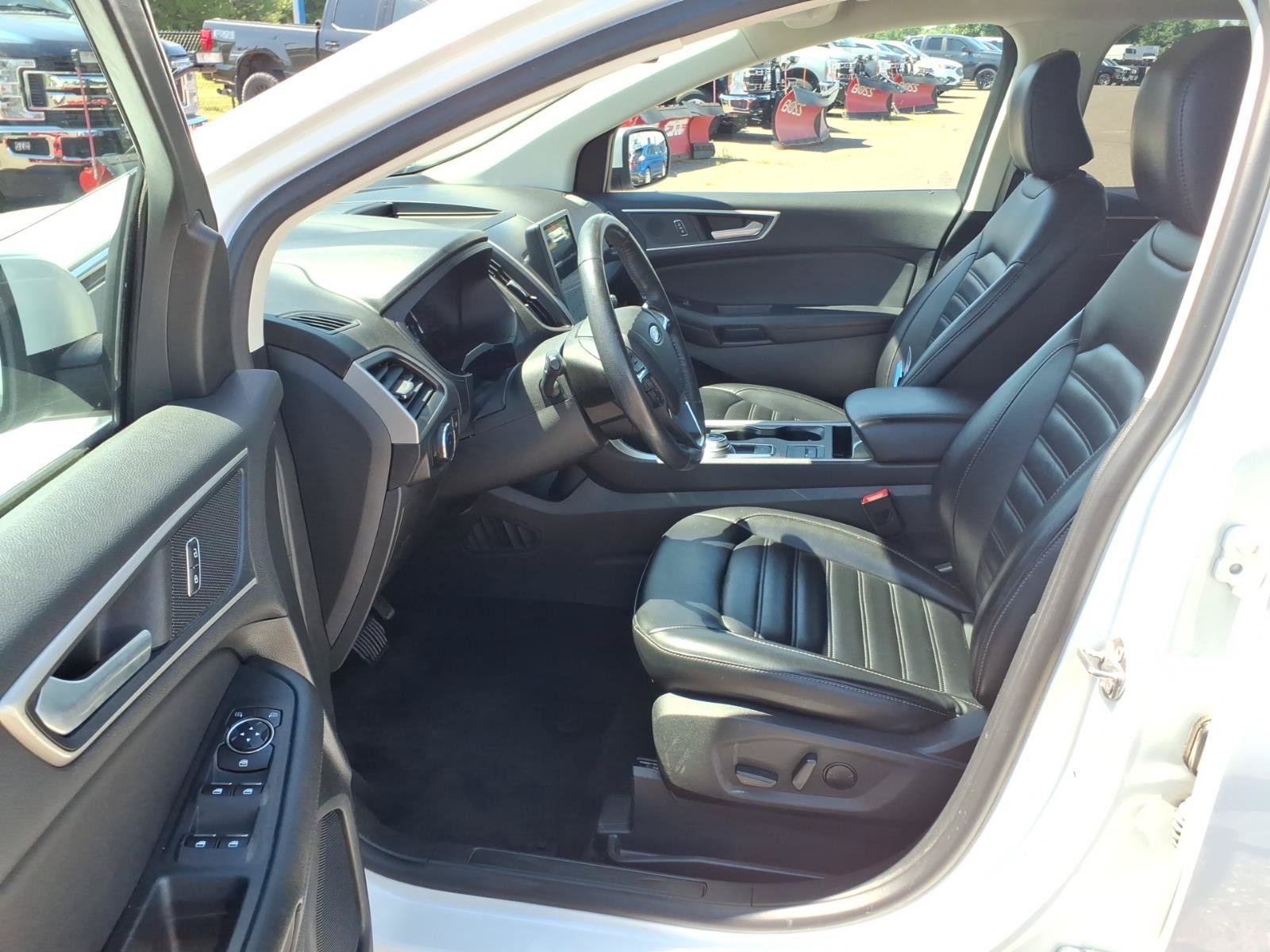 Certified 2024 Ford Edge SEL AWD/4WD image 10