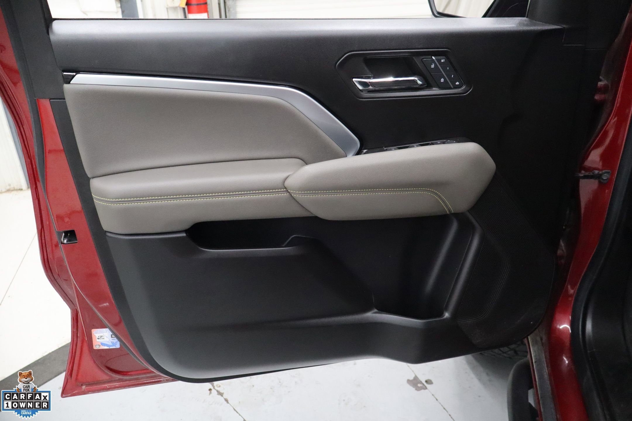 Used 2024 Chevrolet Colorado ZR2 w/ ZR2 Convenience Package III AWD/4WD image 14