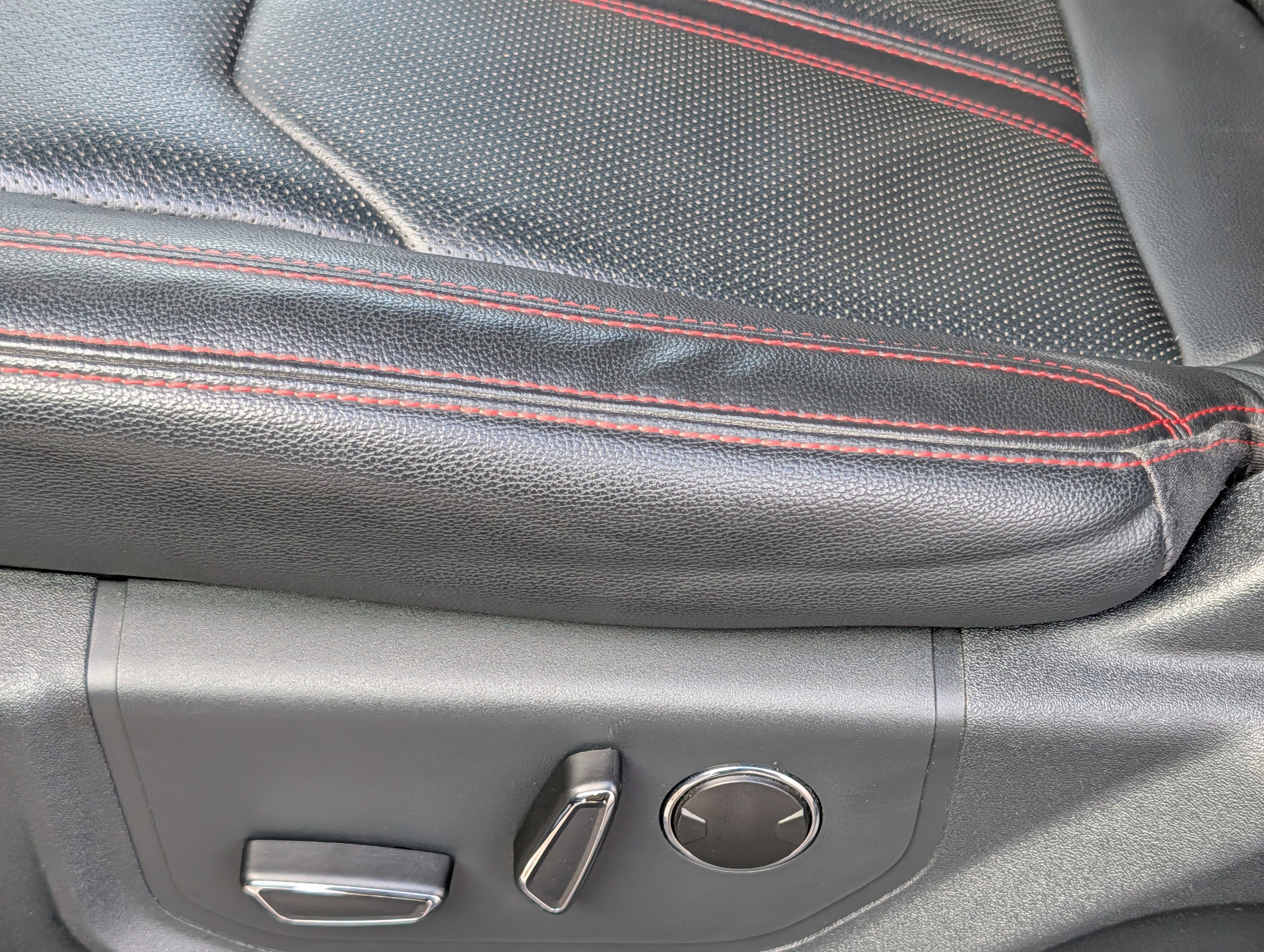 Certified 2022 Ford Expedition Limited image 11