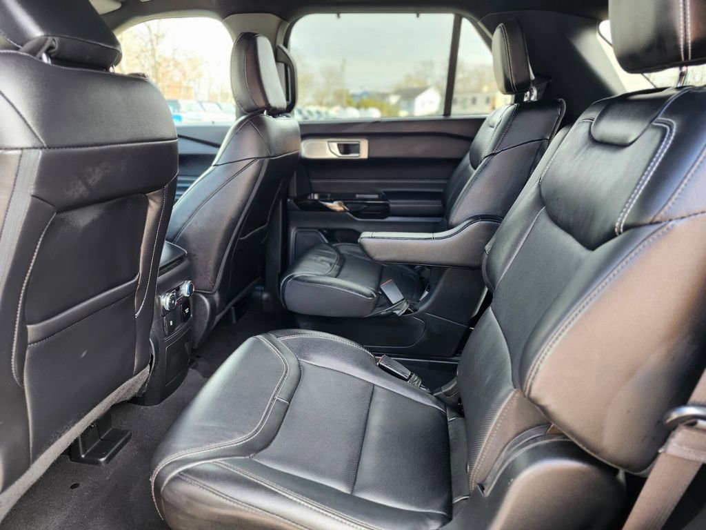 Certified 2022 Ford Explorer ST w/ Equipment Group 401A image 16