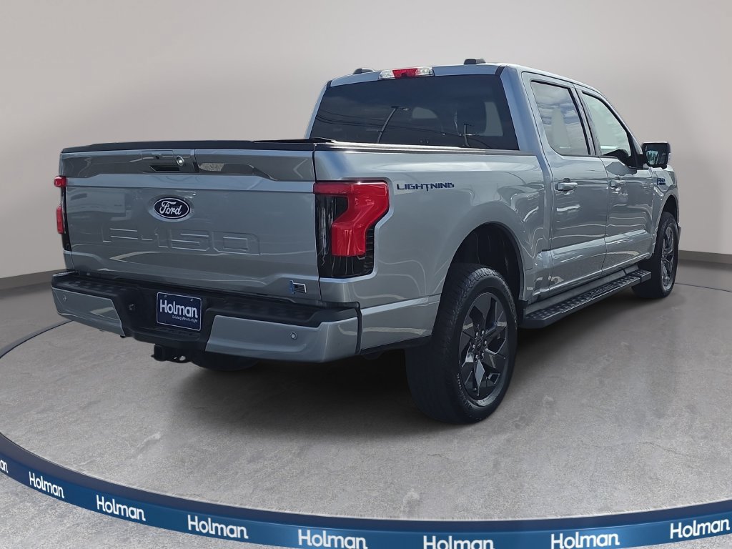 Certified 2025 Ford F150 Lightning Flash AWD/4WD image 5