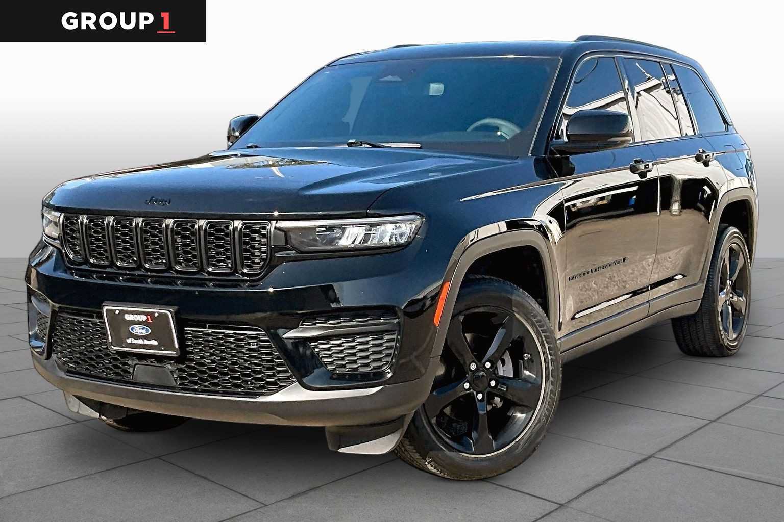 Used 2024 Jeep Grand Cherokee Altitude