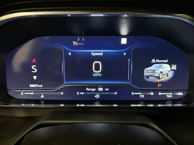 Used 2022 Chevrolet Suburban RST w/ Luxury Package image 23