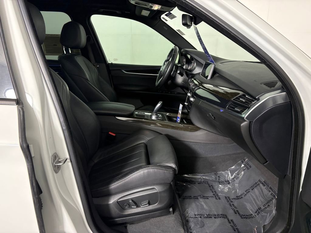Used 2017 BMW X5 xDrive40e image 38