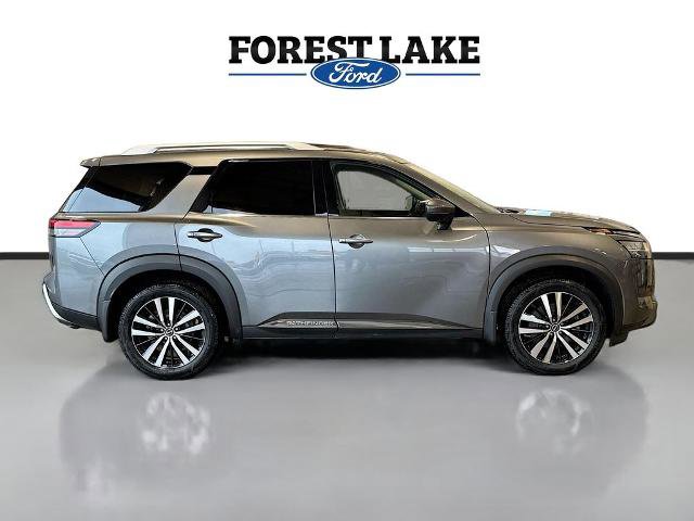 Used 2023 Nissan Pathfinder Platinum AWD/4WD image 8