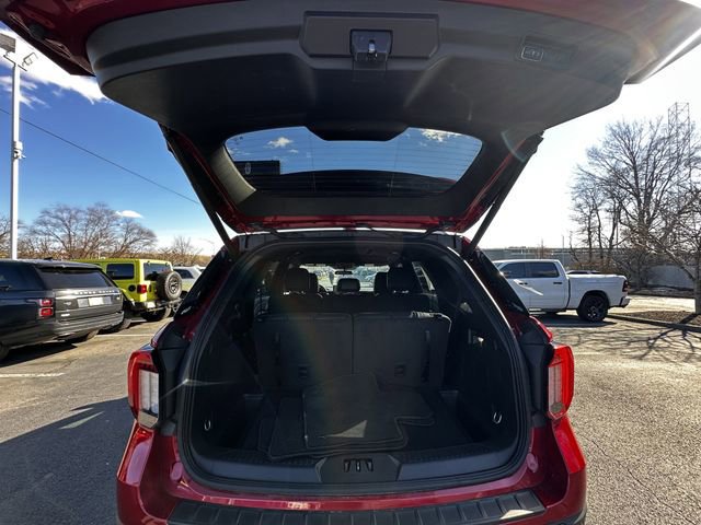 Certified 2025 Ford Explorer ST-Line w/ ST-Line Street Pack image 43