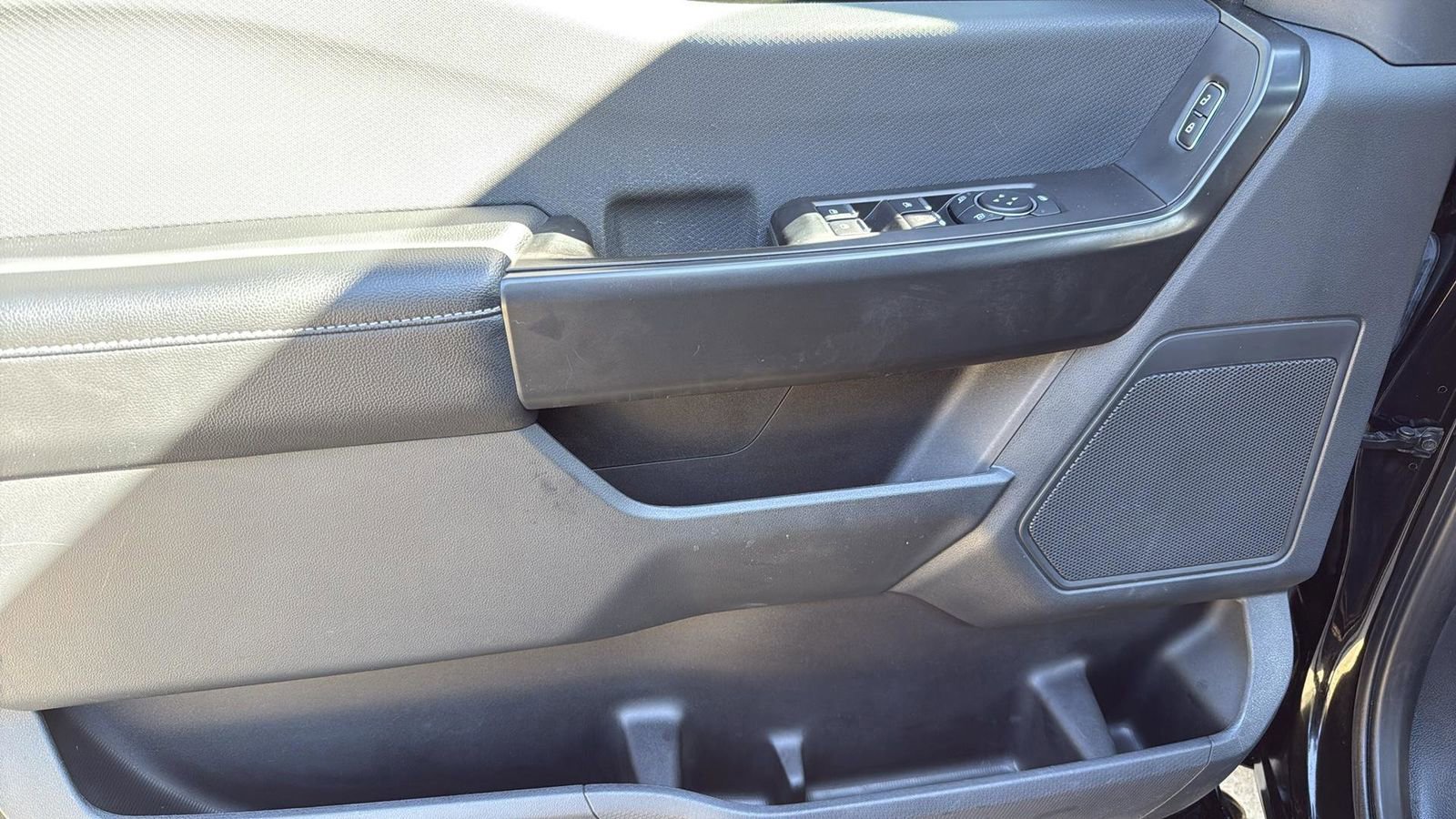 Certified 2022 Ford F150 XL w/ STX Appearance Package image 11