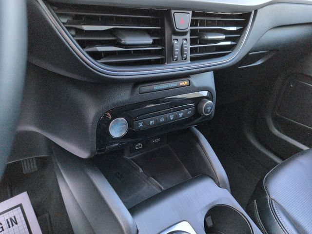 Certified 2024 Ford Escape Platinum AWD/4WD image 17