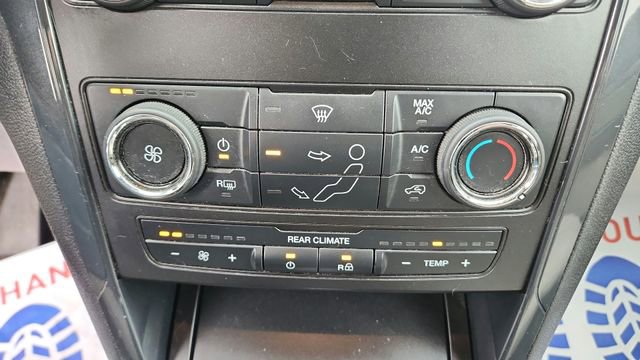 Certified 2018 Ford Explorer XLT FWD image 17