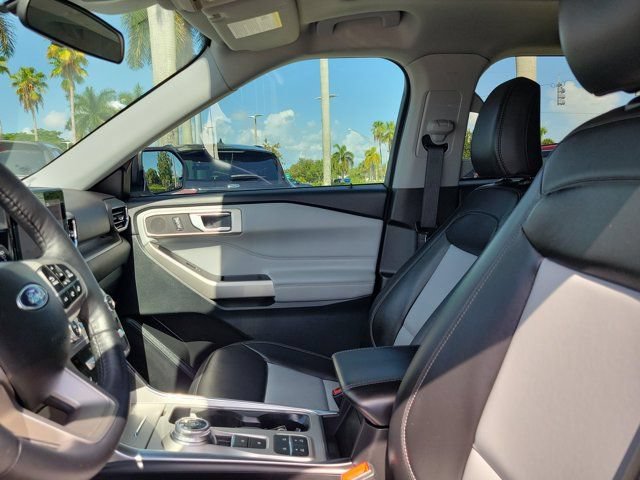 Certified 2023 Ford Explorer XLT w/ Equipment Group 202A RWD image 26