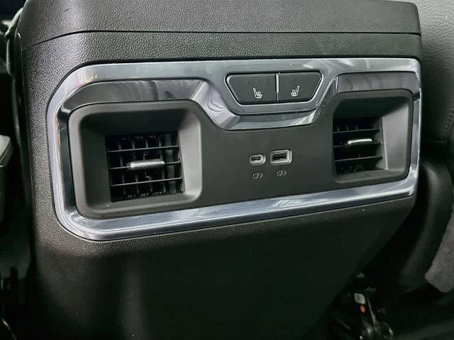 Used 2024 GMC Sierra 3500 Denali w/ Denali Reserve Package AWD/4WD image 13