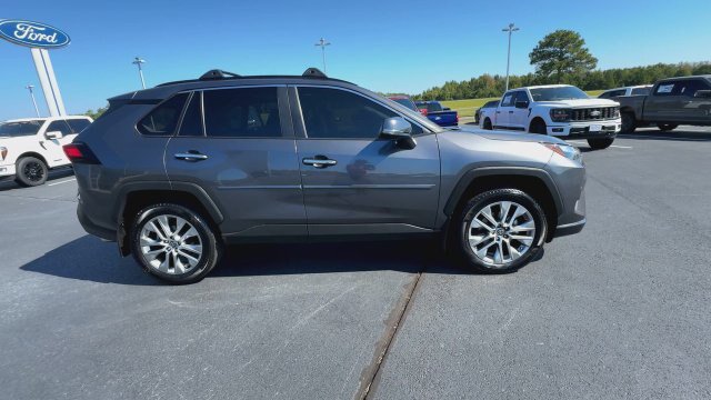 Used 2024 Toyota RAV4 Limited FWD image 9