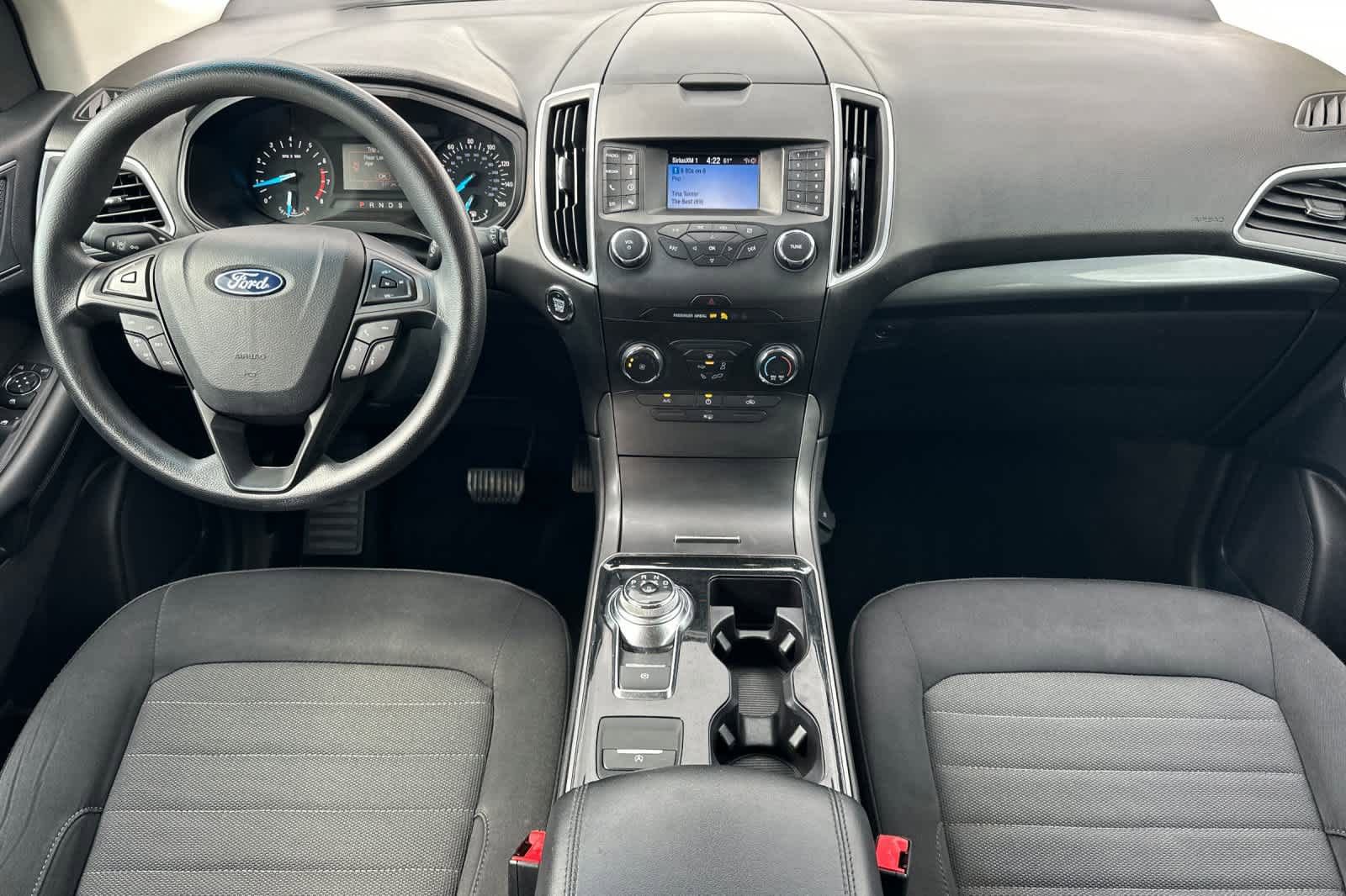 Certified 2019 Ford Edge SE w/ Cargo Accessory Package FWD image 3