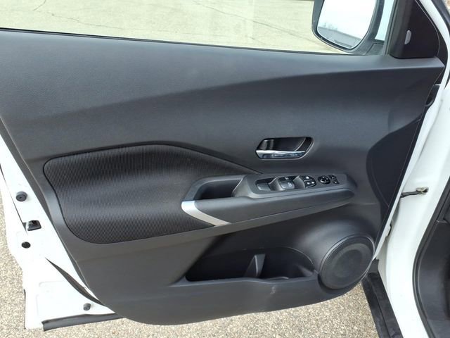 Used 2021 Nissan Kicks SV image 12