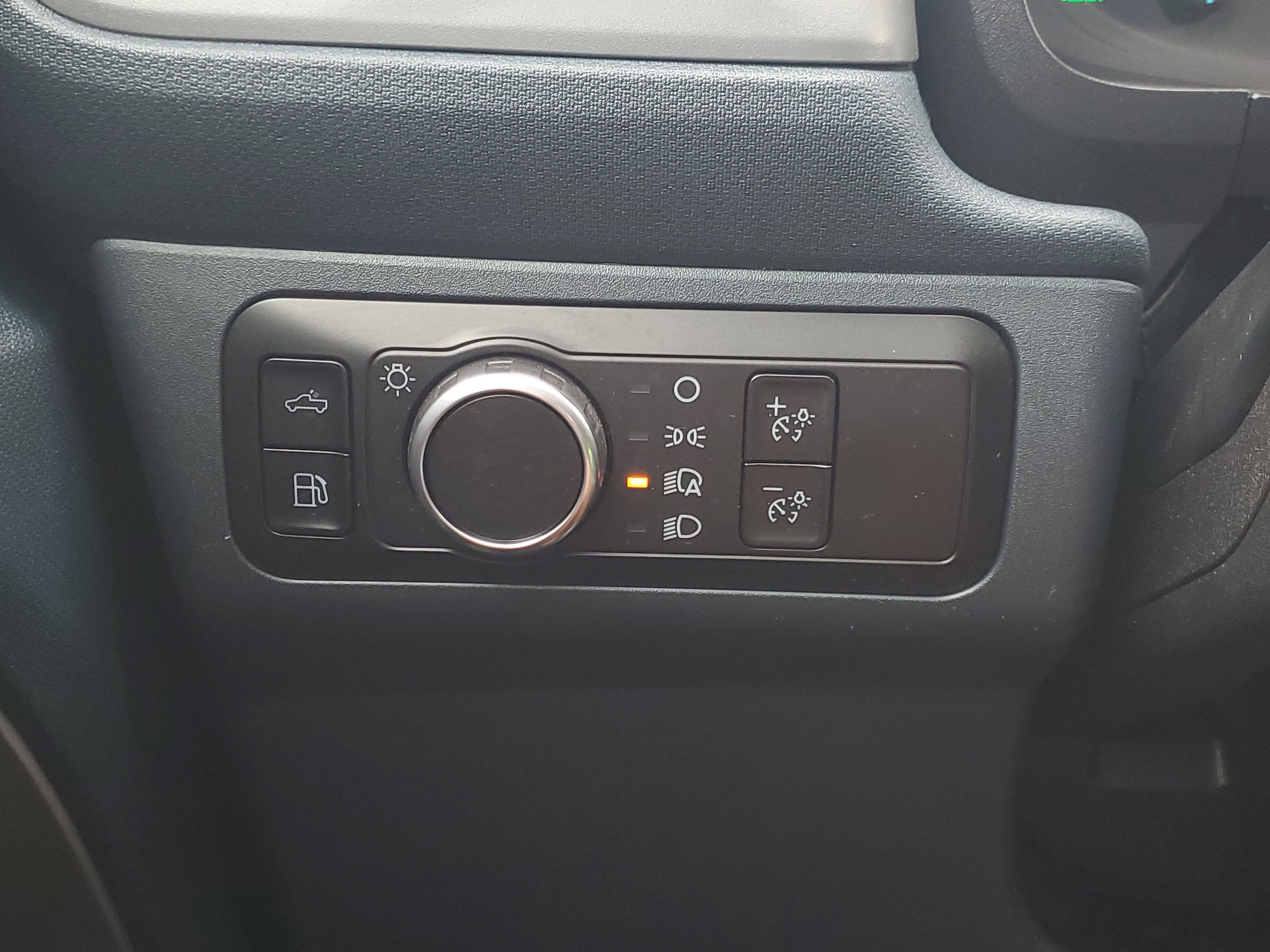 Certified 2024 Ford Maverick Lariat w/ Black Appearance Package image 27