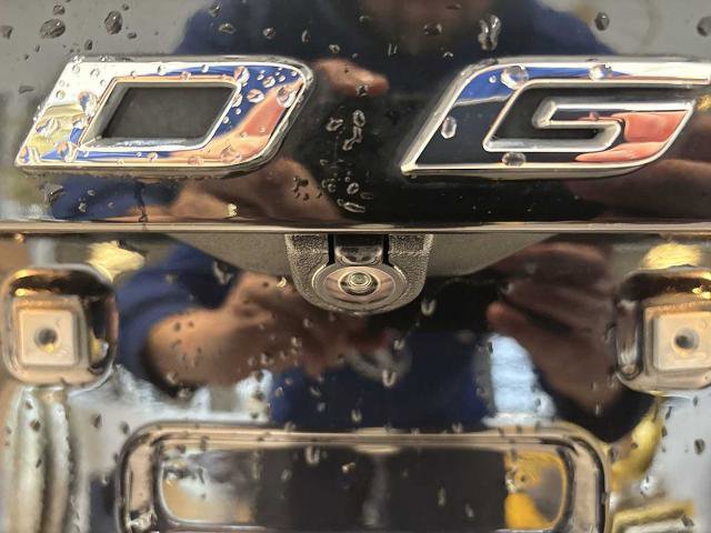 Certified 2022 Ford Edge Titanium w/ Class II Trailer Tow Package image 35