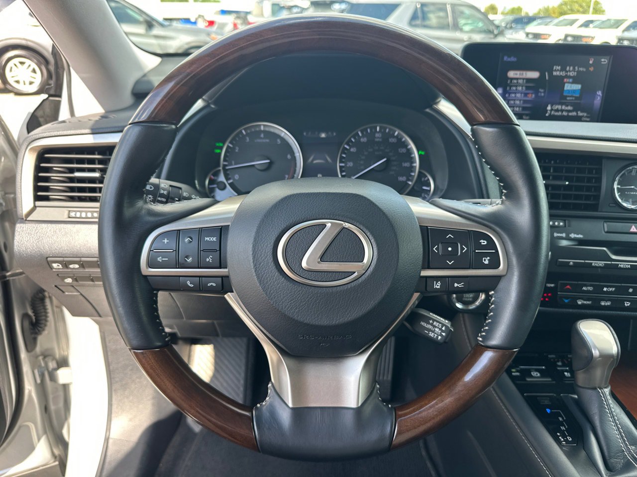Used 2018 Lexus RX 350L FWD w/ Premium Package image 26