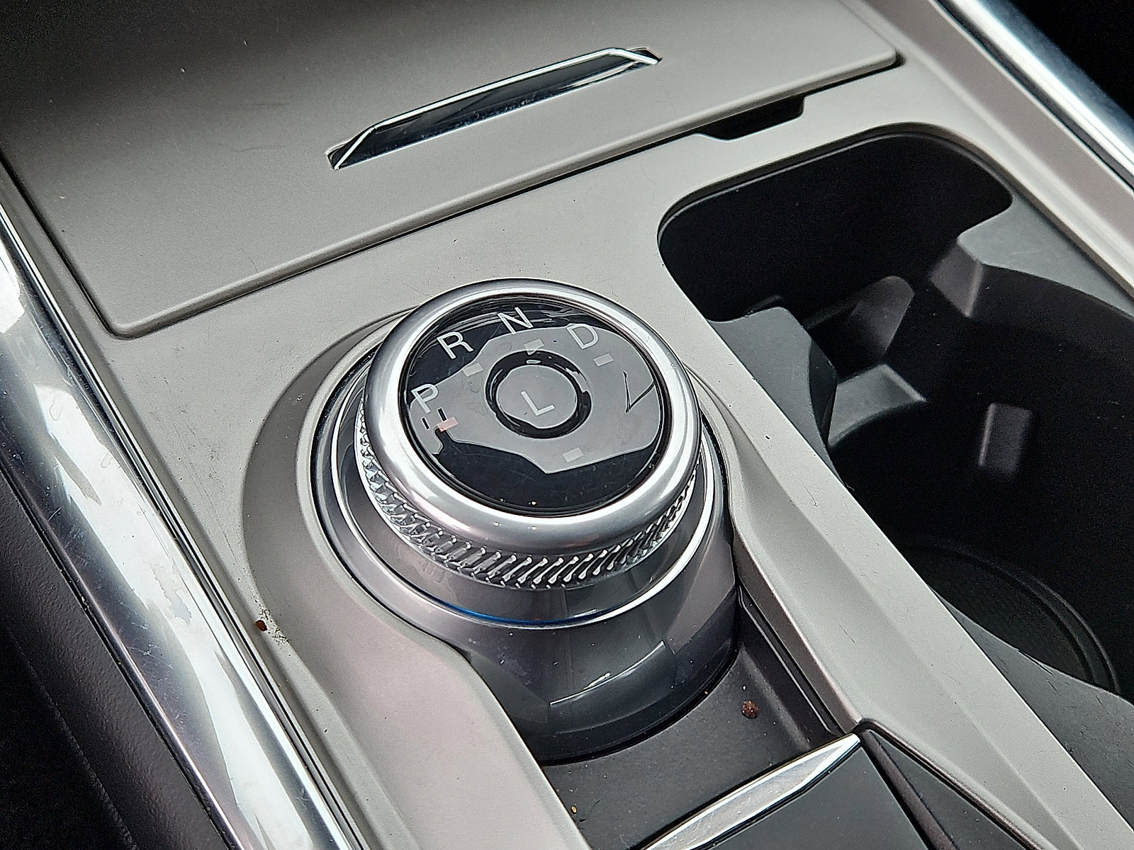 Certified 2022 Ford Explorer XLT w/ Equipment Group 202A image 16