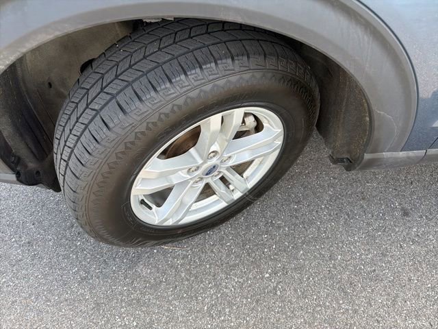 Certified 2020 Ford Explorer XLT image 10