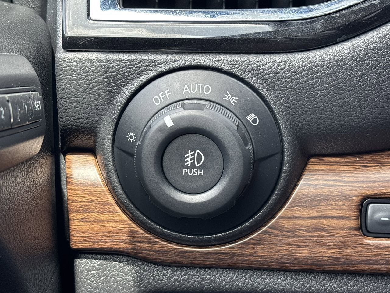 Used 2023 Nissan Titan Platinum Reserve w/ Off Road Protection Package image 32