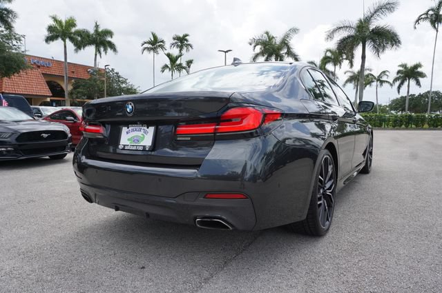 Used 2022 BMW 530i w/ M Sport Package RWD image 7