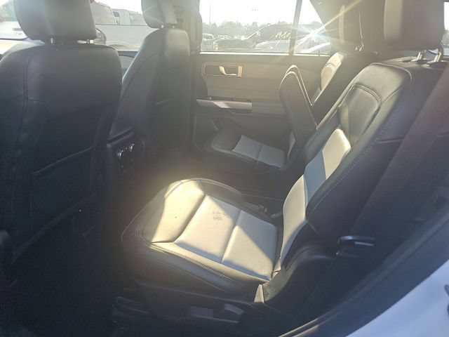 Certified 2024 Ford Explorer XLT w/ Equipment Group 202A AWD/4WD image 11