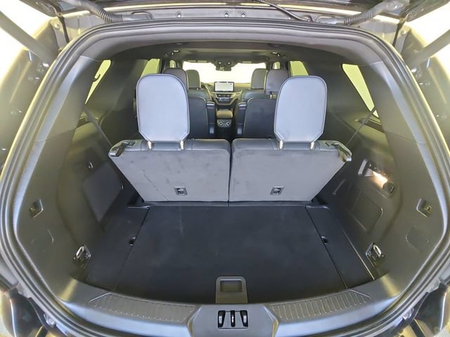 Certified 2025 Ford Explorer ST AWD/4WD image 19