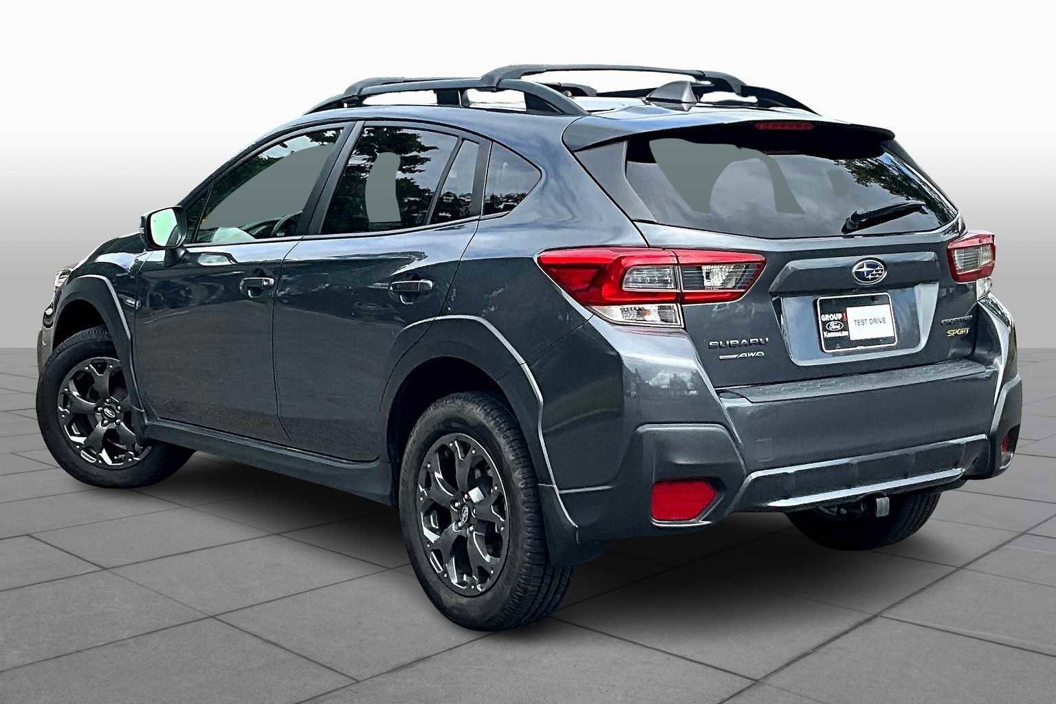 Used 2022 Subaru Crosstrek 2.5i Sport w/ Moonroof Package image 2