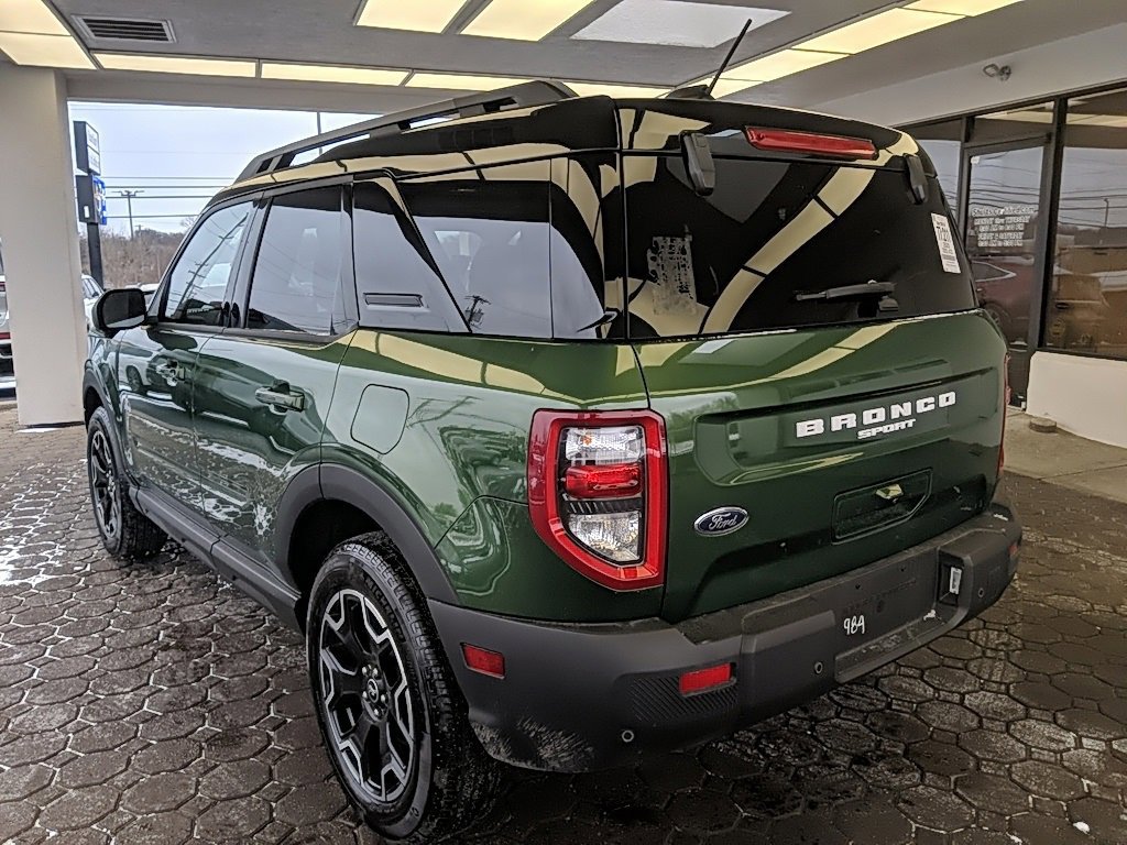 Certified 2025 Ford Bronco Sport Outer Banks w/ Outer Banks Tech Package+ image 5