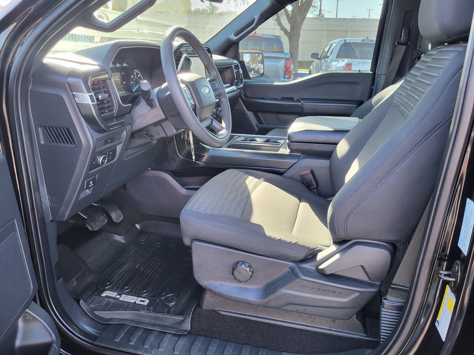 Certified 2022 Ford F150 XL w/ STX Black Appearance Package image 20