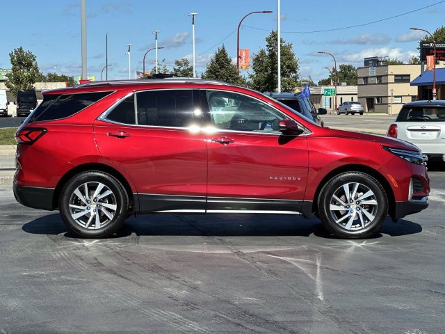Used 2024 Chevrolet Equinox Premier w/ LPO, Floor Liner Package FWD image 2
