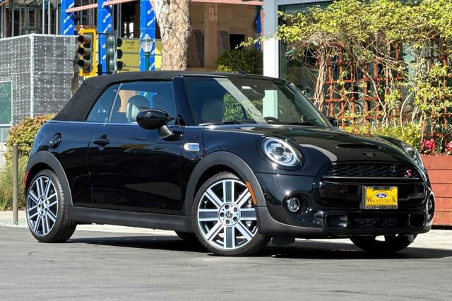 Used 2020 MINI Cooper S image 3