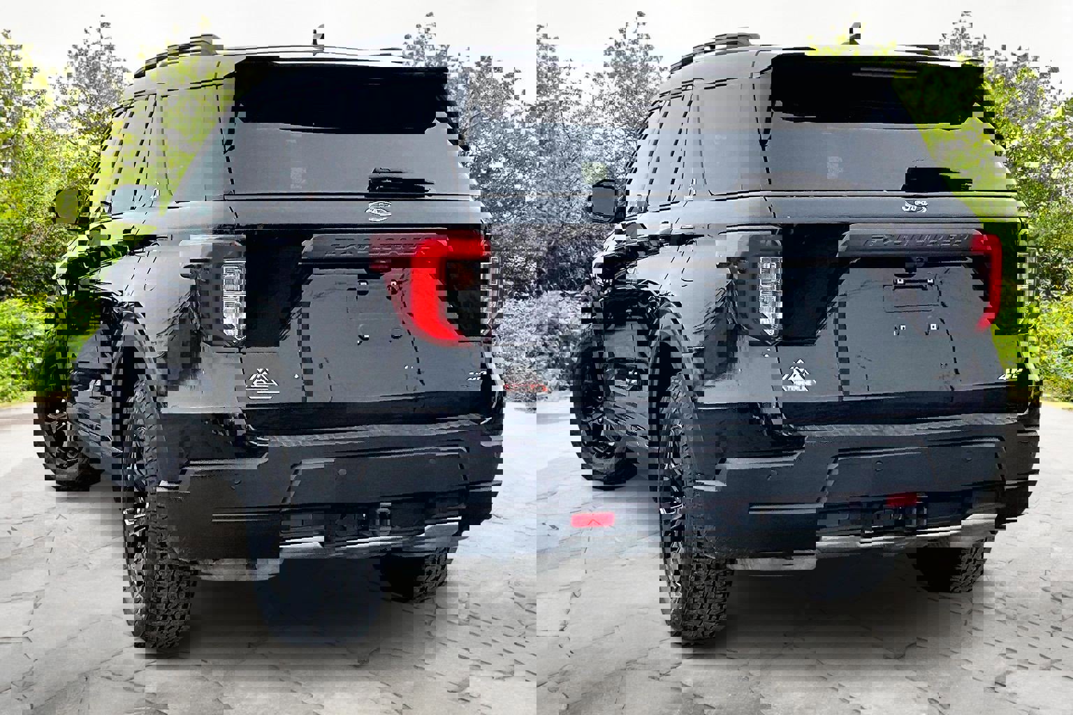 Certified 2023 Ford Explorer Timberline image 2