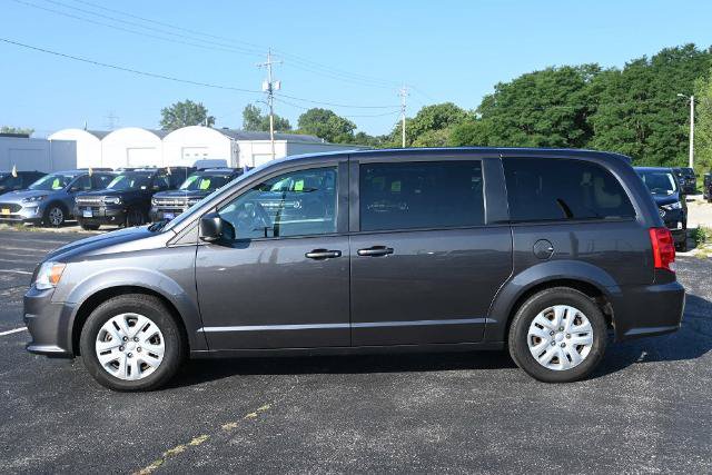 Used 2018 Dodge Grand Caravan SE w/ UConnect Hands-Free Group FWD image 4