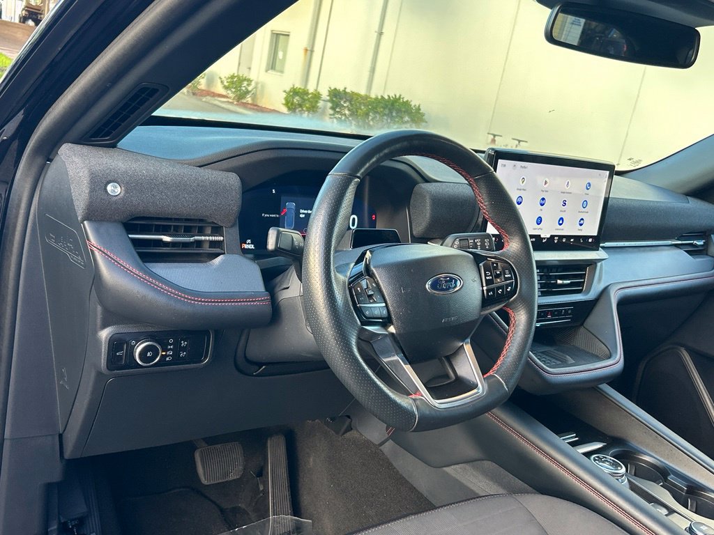 Certified 2025 Ford Explorer ST-Line w/ Premium Package RWD image 31
