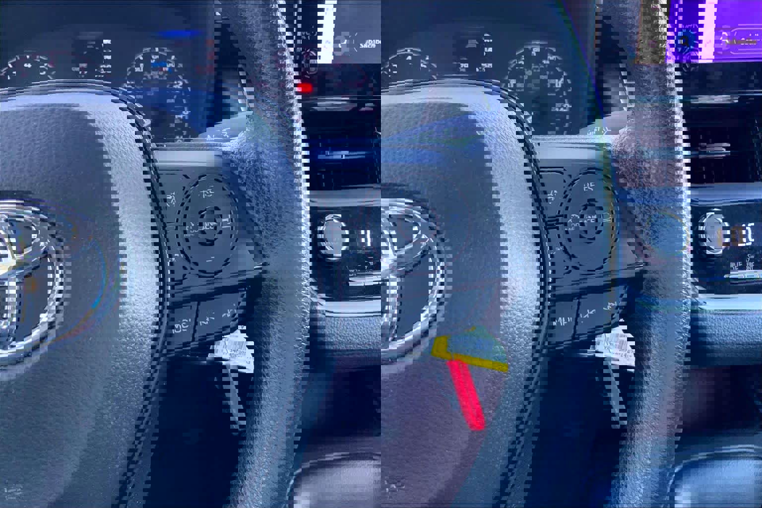 Used 2024 Toyota Corolla LE image 23