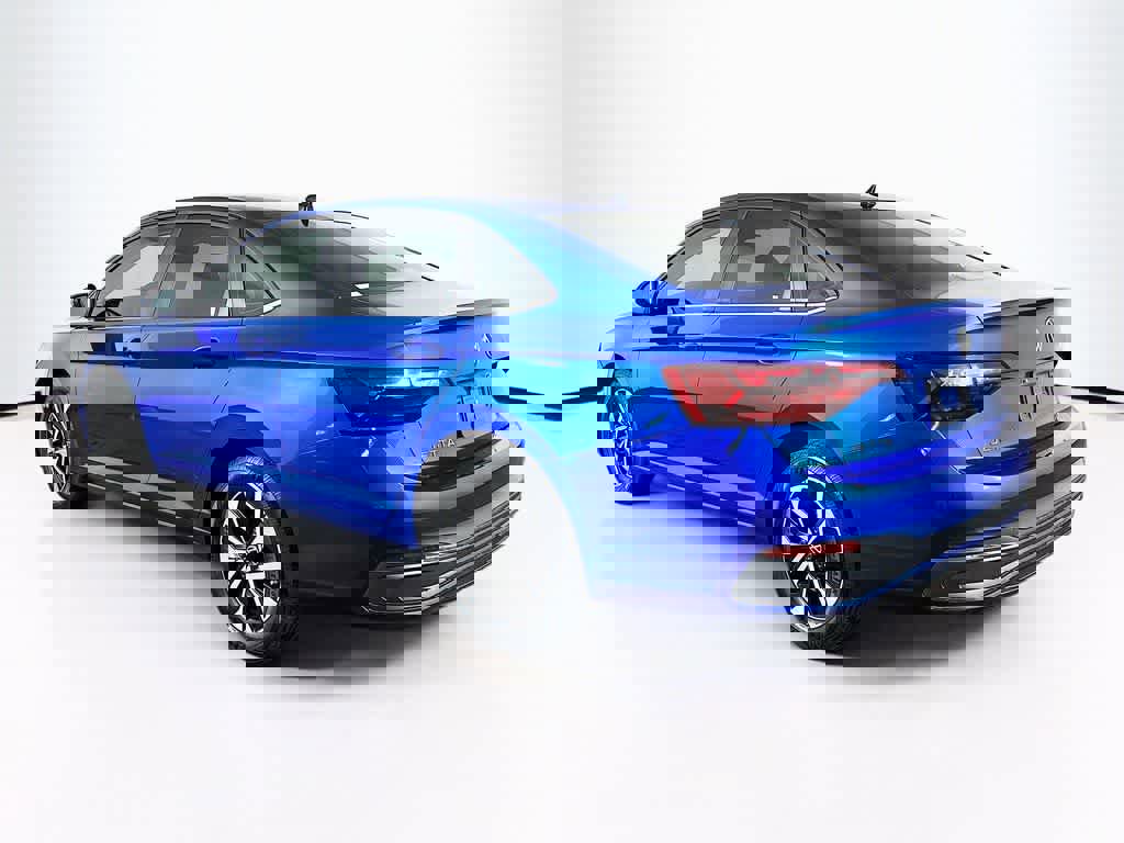 Used 2024 Volkswagen Jetta S image 3