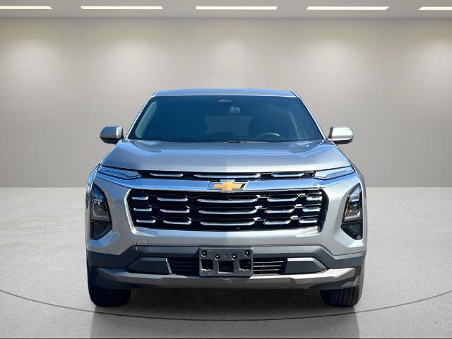 Used 2026 Chevrolet Equinox LT AWD/4WD image 3