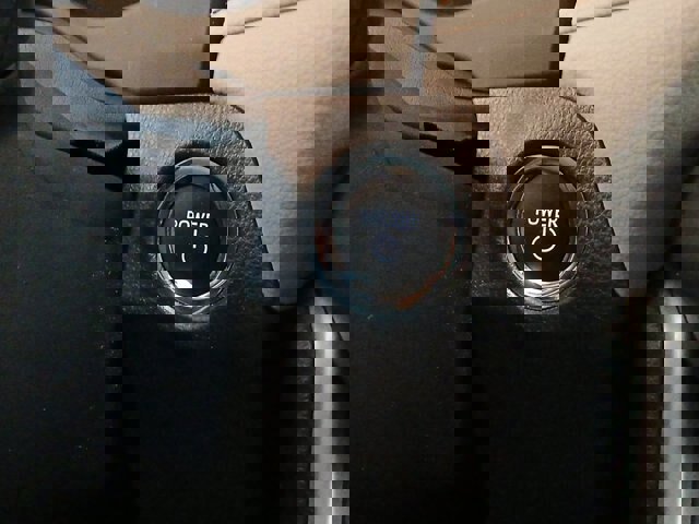 Used 2025 Toyota RAV4 XLE image 18